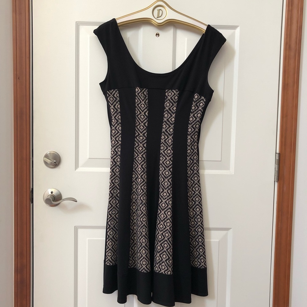 Connected Apparel Dress w/Vertical Panels For Fit & Flare Silhouette